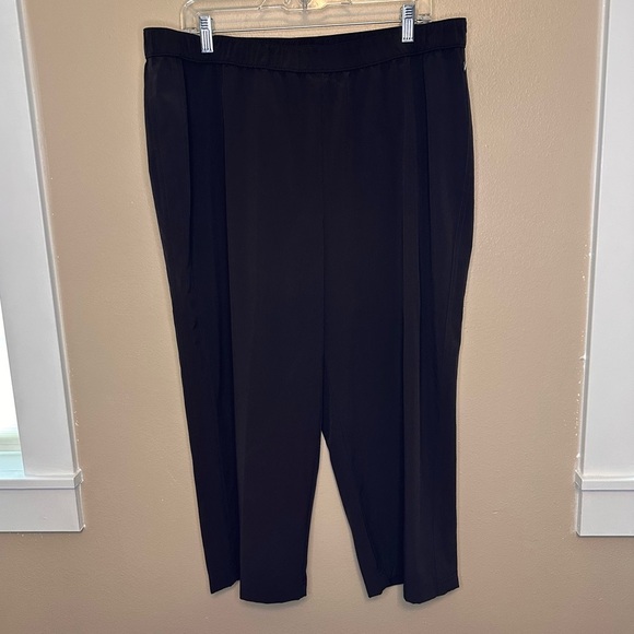 Chico's Zenergy Classic Brown Ankle Pants Size 3 - Picture 1 of 7
